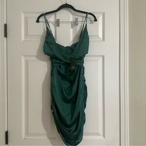 Emerald ruched bodycon dress